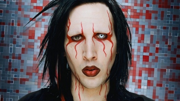 Maquiagem com sangue assustador de Halloween-marilyn manson make-up