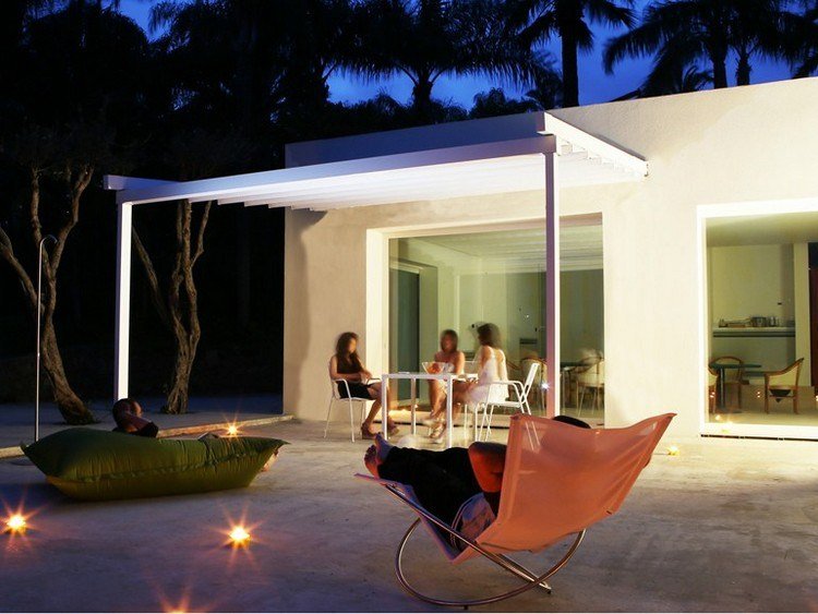 modern-add-on-pergola-white-aluminium-SUITE-UNOSIDER