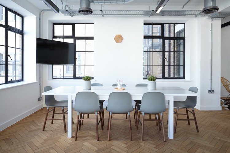 Sala de jantar réplica de móveis de design cadeiras relógio de parede em madeira