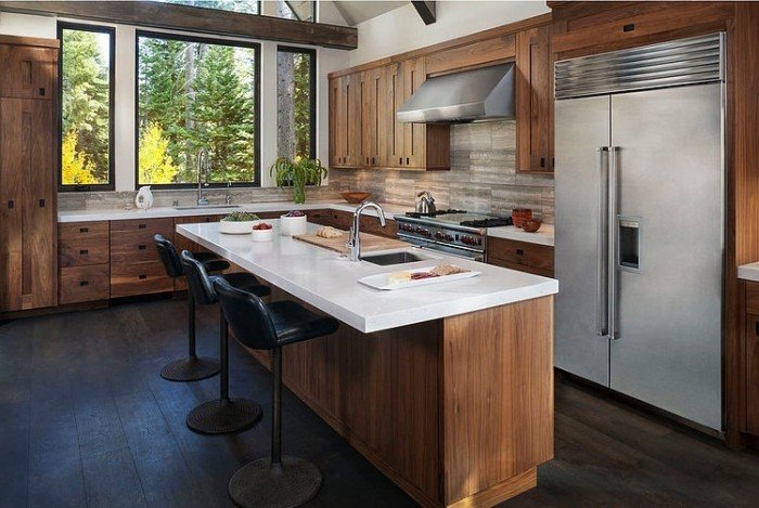 moderna-cozinha-solução-cozinha-área-aço inoxidável-geladeira-frente-móveis de madeira