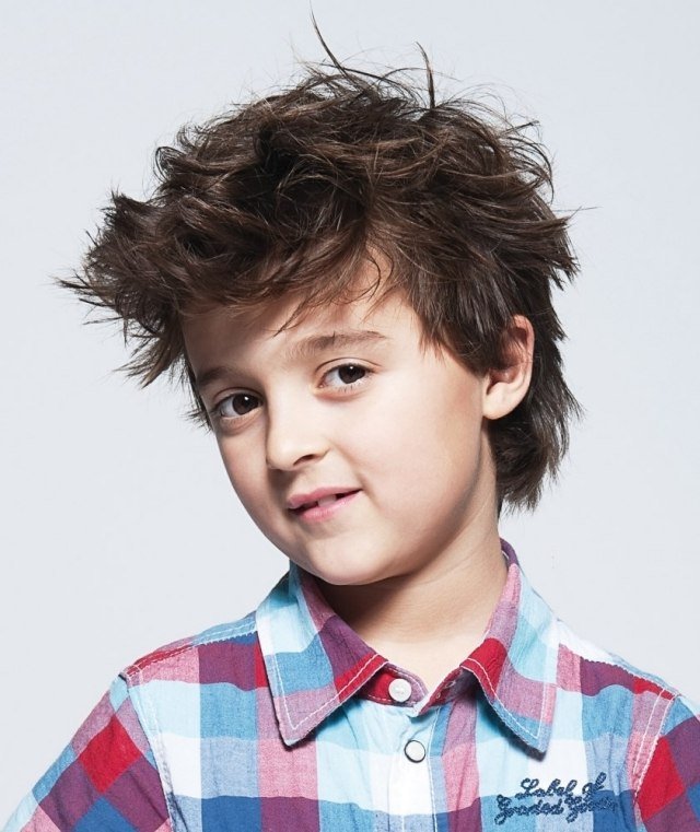 Look casual-cabelo-lindo-despenteado-fresco-liso-up