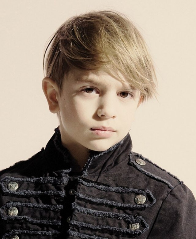 chique-penteado-ideias-para-meninos-separação longa