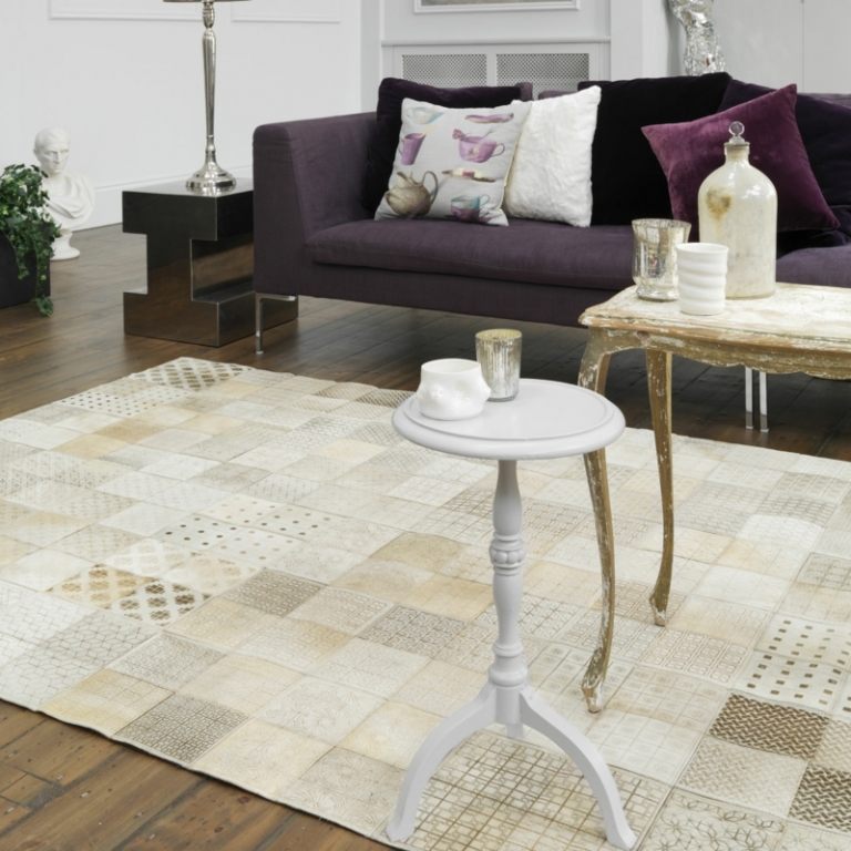 tapete patchwork brilhante design moderno padrão mesa lateral branca
