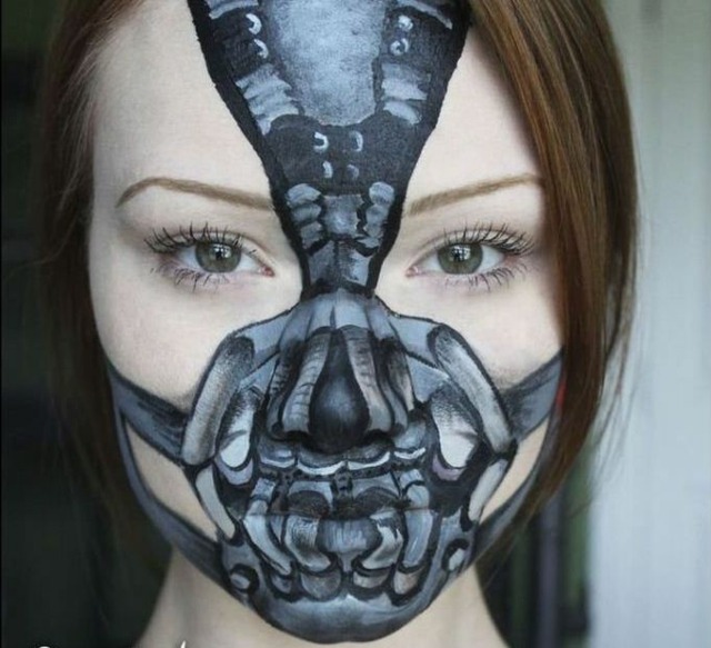 Maquiagem feminina com pintura inspirada no Batman