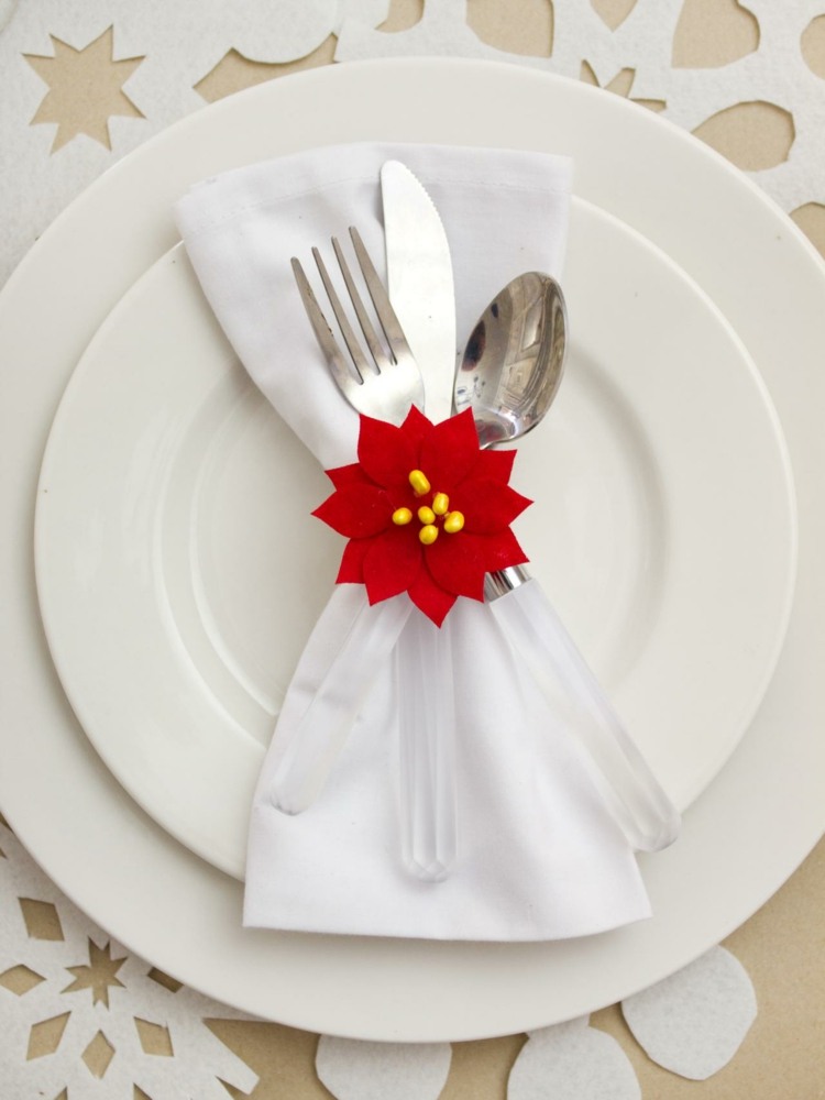 ideias decoração de natal simples guardanapo diy guardanapo anel poinsétia vermelho