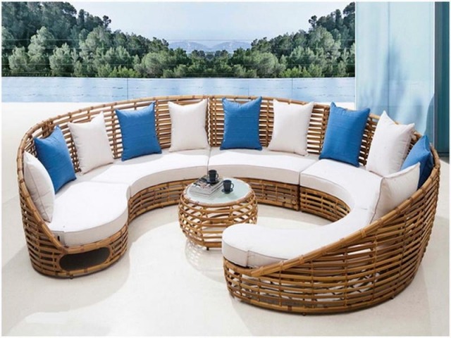 sofá redondo mesa de centro - terraços de madeira ideias para móveis atmosfera marítima