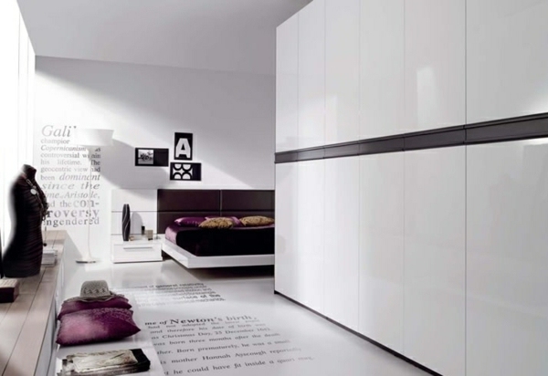 Inspiration-white-black-jornal-wall-and-floor-decoration