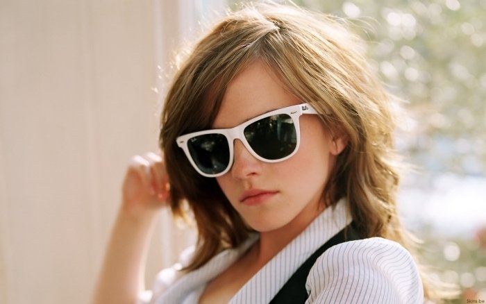 wayfarer-sunglasses-classic-emma-watson-white-frame