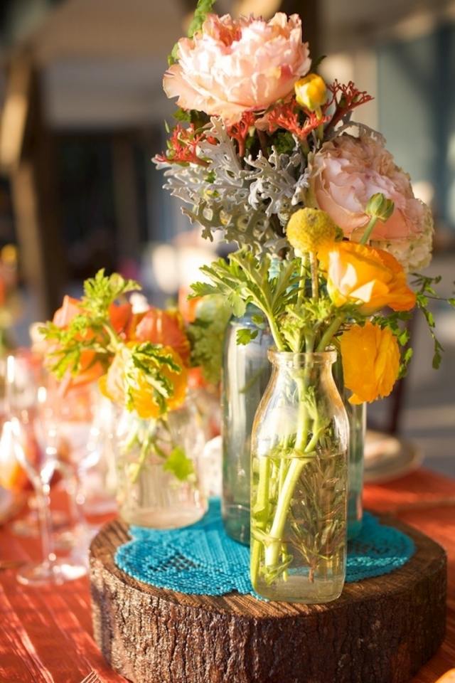 campo-flores-madeira-fatia-ideia-casamento