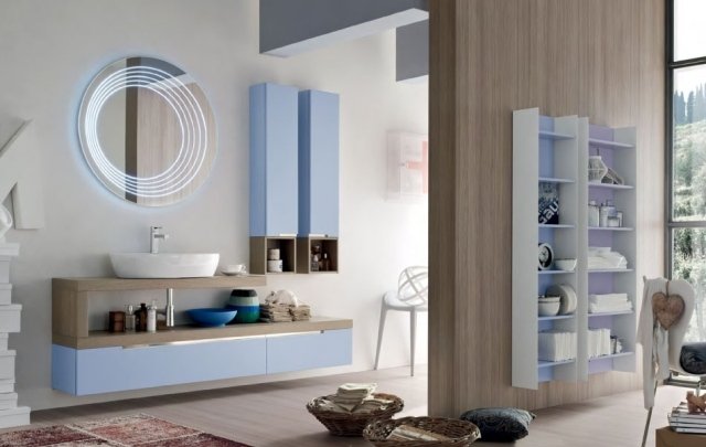 idéias de interiores de banheiro DENTRO-banheiro-móveis-luz azul-madeira-iluminação indireta