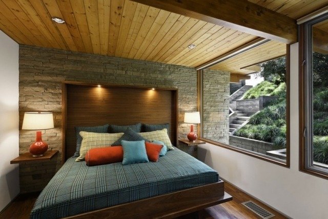 projeto do quarto pequeno teto de madeira parede de pedra natural janela grande