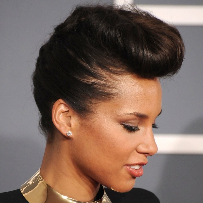 Idéias de penteado de baile-cabelo-tule-coque-alicia-keys