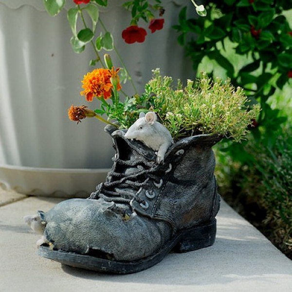 Faça você mesmo um plantador com uma decoração de sapato quebrado joias de mesa