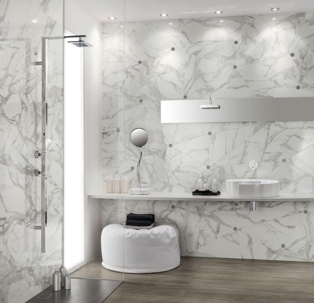 alternativa moderna de banheiro para parede de mármore