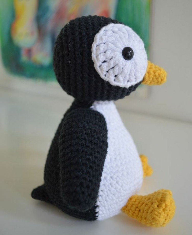 amigurumi-crochet-penguin-black-white-lã