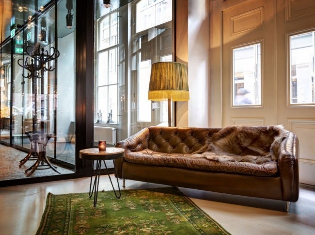 hotel de luxo com tapete persa v nesplein em amsterdã