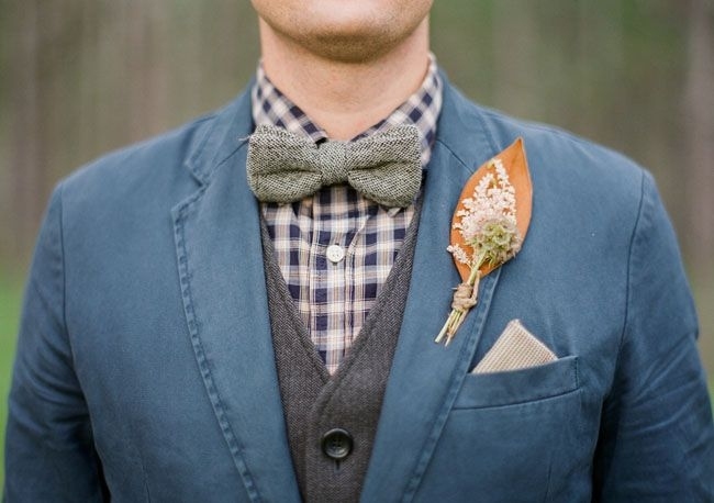lindo-boutonniere-para-o-outono-casamento-bolso-lenço-gravata-borboleta-colete