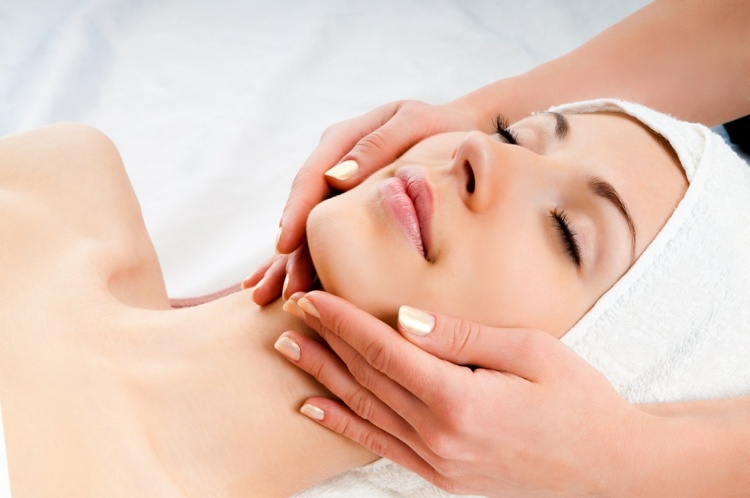 Receitas de aromaterapia para massagem contra a tensão