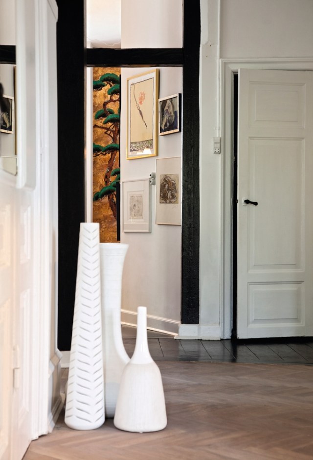 design branco-preto ideias minimalistas piso de parquete