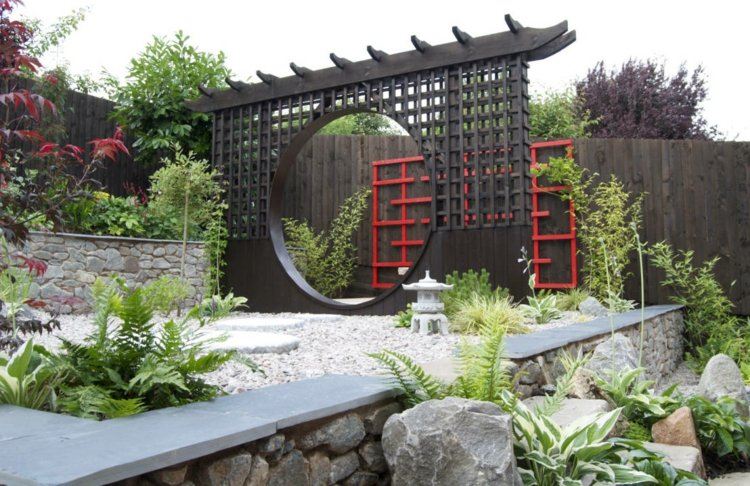 asian-garden-decoration-japanese-torii-red-grid-wood-maple-rockery