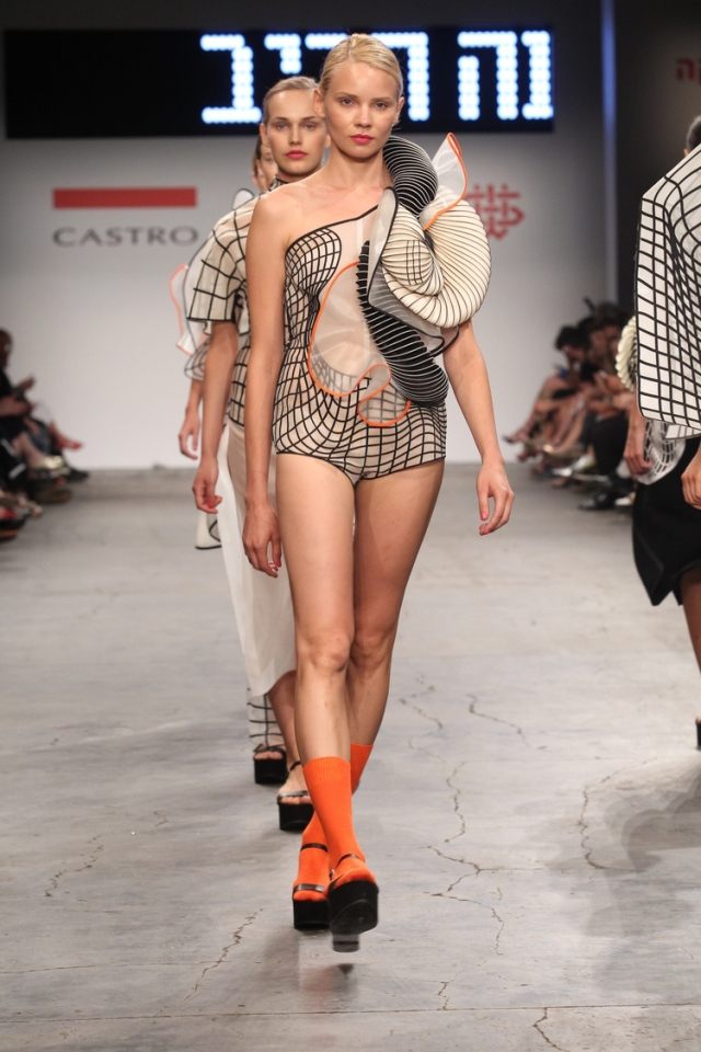 Moda-coleção-inovadora-de-polímero-Noa-Raviv-para-Shenkar-College-2014