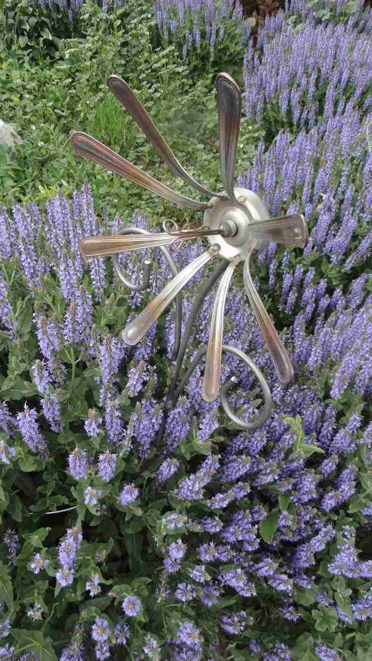 faça-você-mesmo-decoração-jardim-jardim-plug-talheres-flor