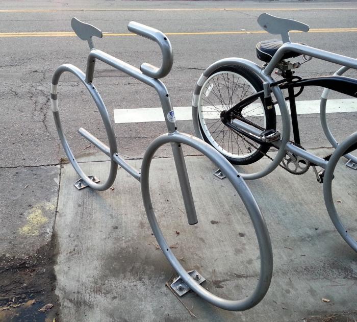 Single-bike-stand-design-bike-shape-made-of-galvanized-steel