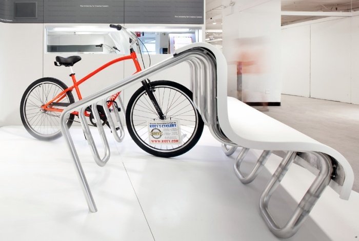 modern-bike-stand-design-integrado-banco - sistema de aço inoxidável