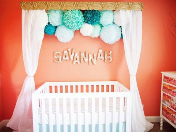 Quarto infantil-design-decoration-ideas-pom-poms