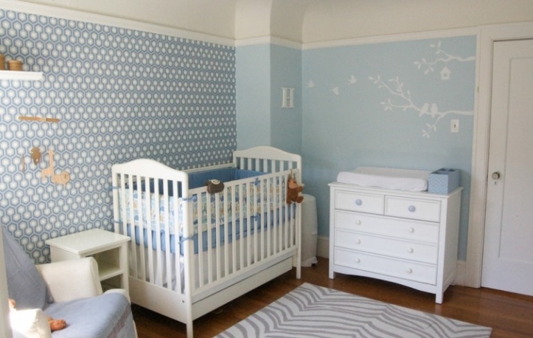 Idéias de tatuagem de parede de papel de parede azul e branco para quarto do bebê