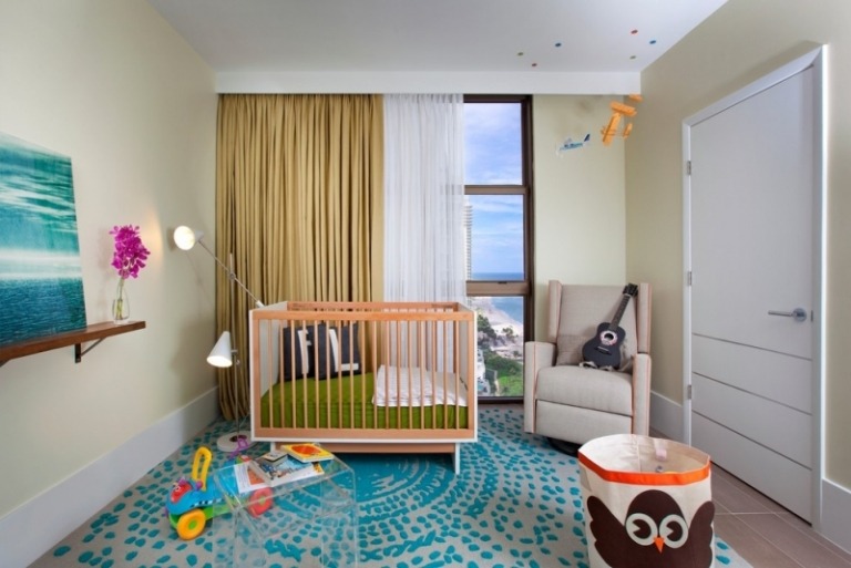 Quarto de bebê-azul-marítimo-decoração-tapete-parede-imagem