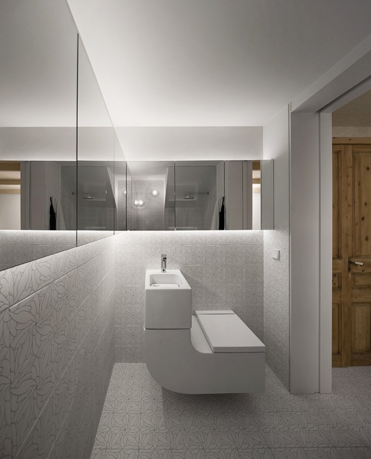 Iluminação do banheiro led-indireto-atrás-do-espelho-gabinete-moderno-branco-floral-azulejos