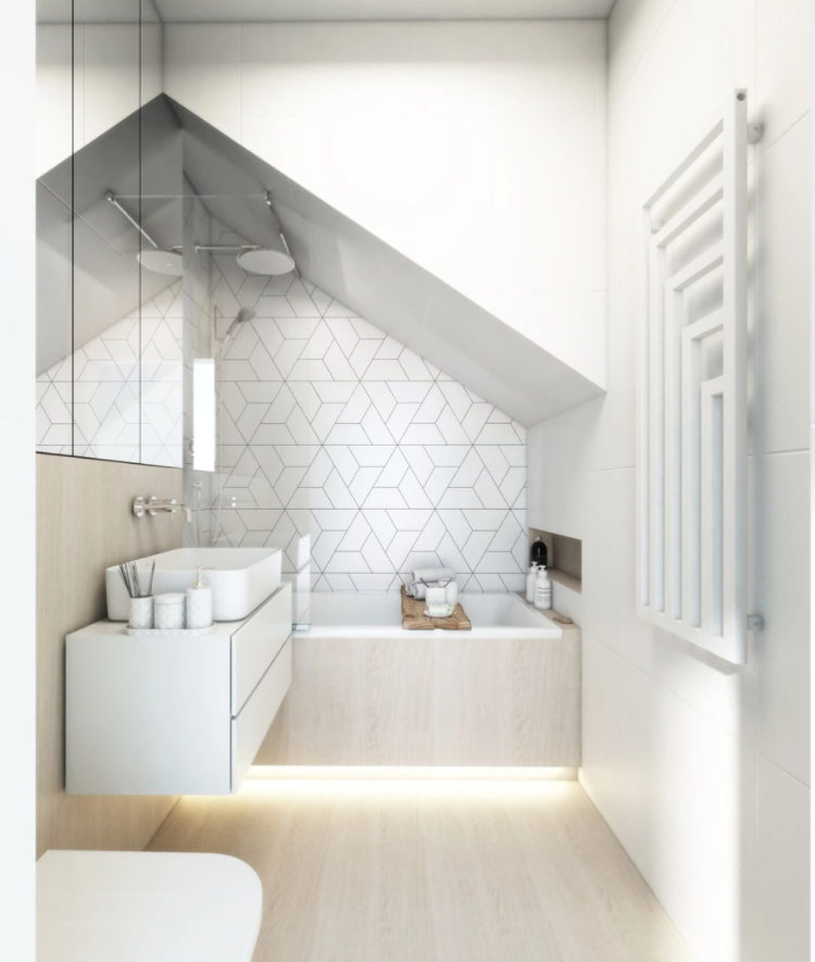 banheiro estreito com teto inclinado em branco e madeira clara - Faixa de led na banheira