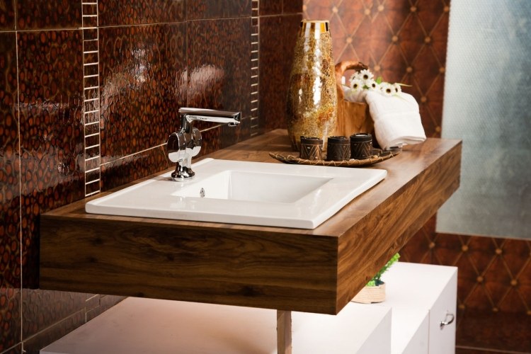 Casa de banho renovar lavatório de madeira lavatório de cerâmica embutido