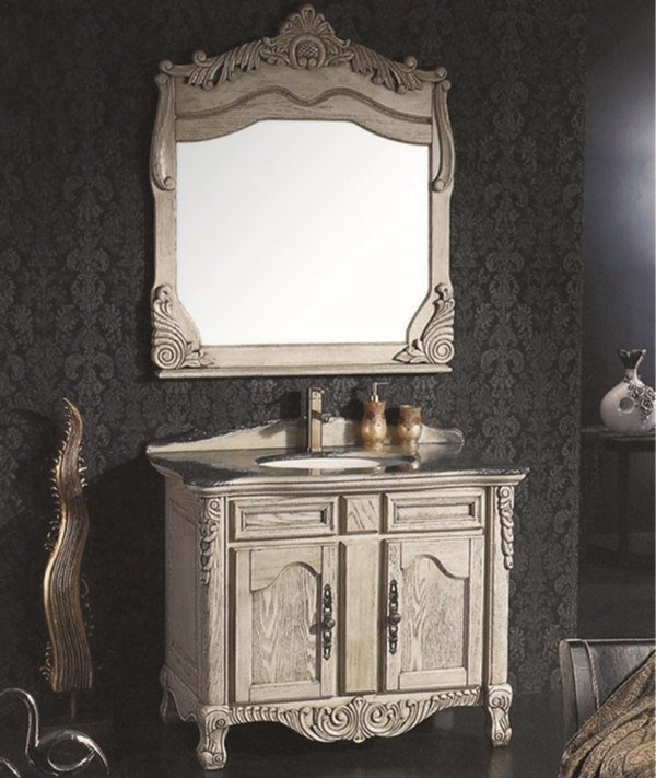 Gabinete de espelho de banheiro de estilo vintage com acabamento em madeira marfim