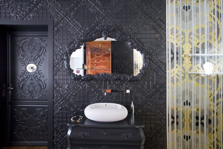 barock-design-marcel-wanders-black-stucco-dresser-vanity-mirror-paris