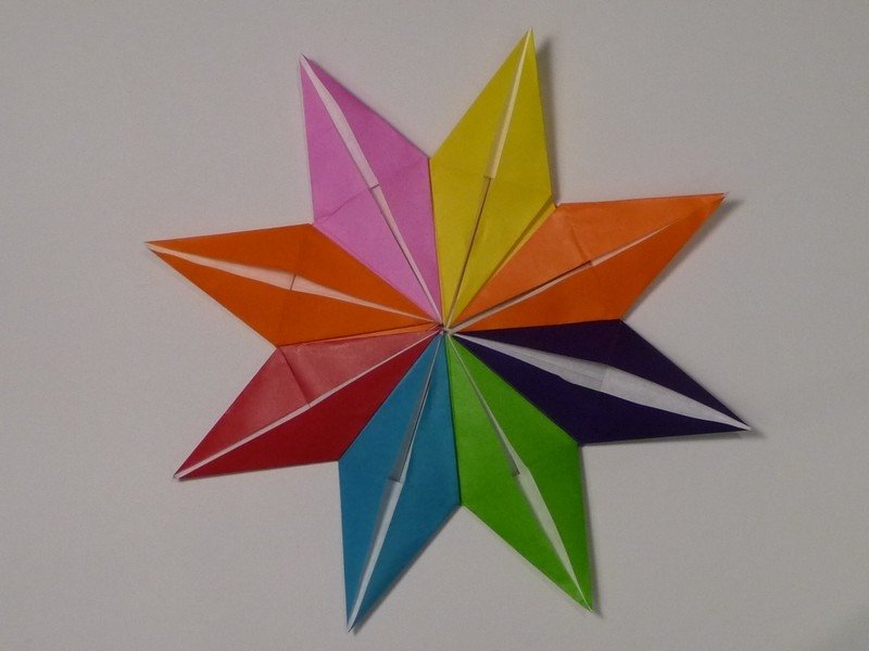 Artesanato-crianças-origami-papel-estrela-colorido-dobrado recortado
