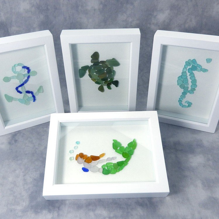 faça imagens em mosaico com figuras de vidro do mar para crianças