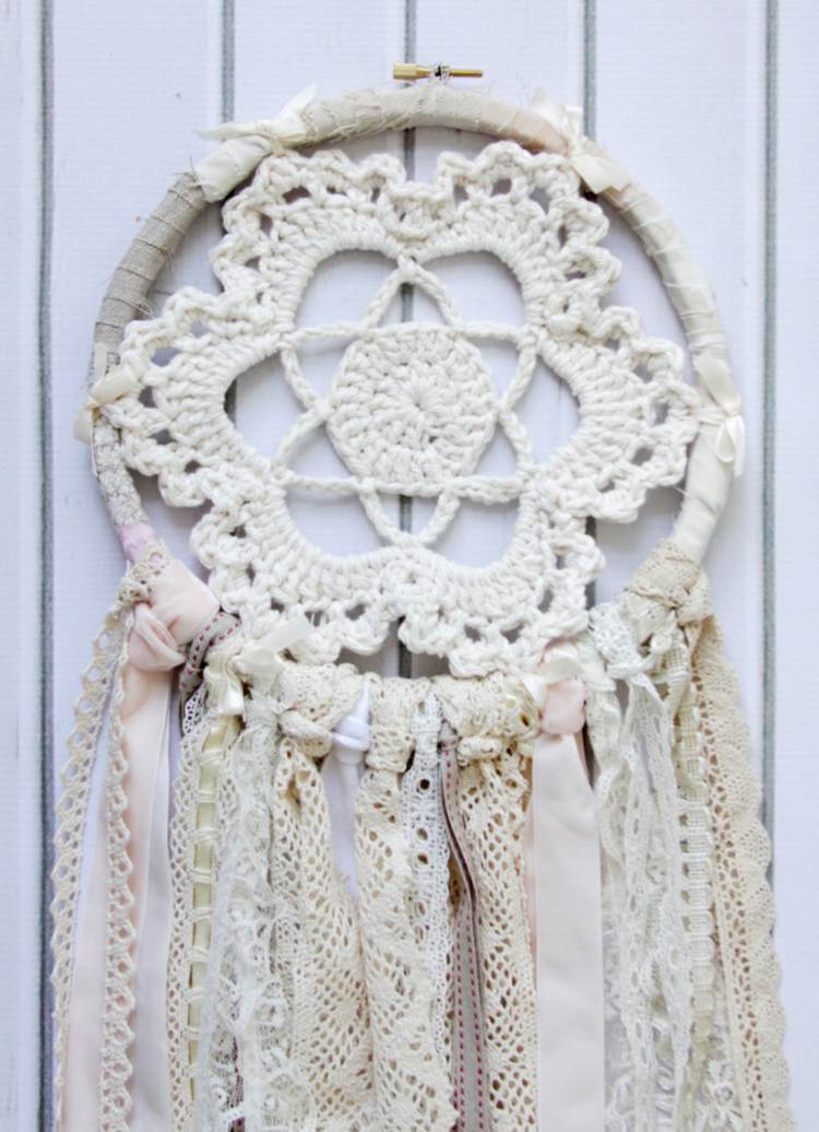 tinker-lace-doilies-simple-tinker-idea-dream catcher-lace-ring-band