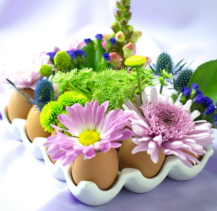 funileiro materiais naturais da páscoa - decorações de flores para crianças
