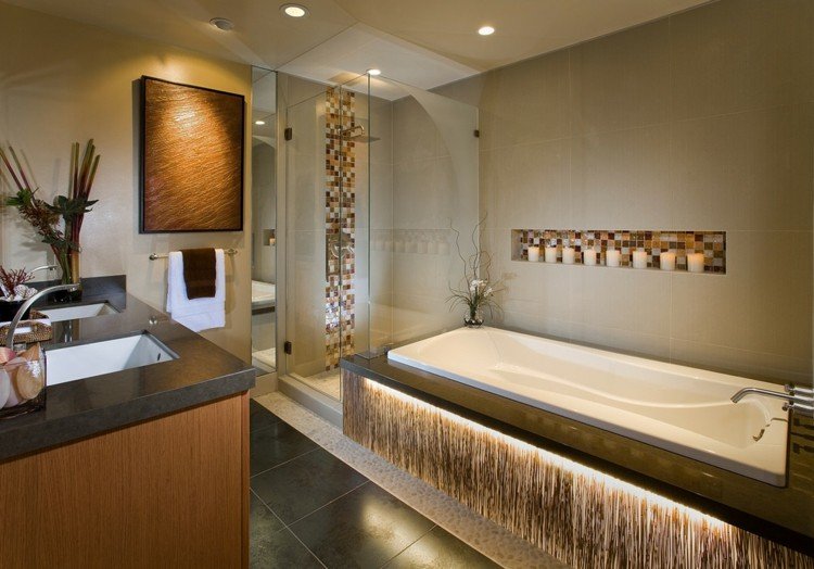 Fotos iluminação banheira azulejo cabine de duche