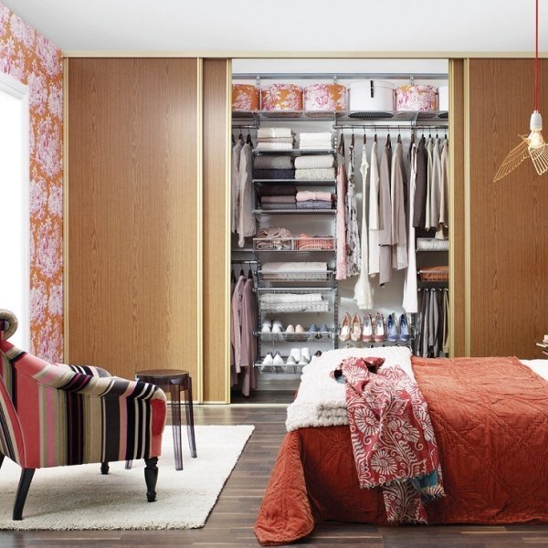 walk-in-closet-portas-deslizantes-quarto-idéias de design