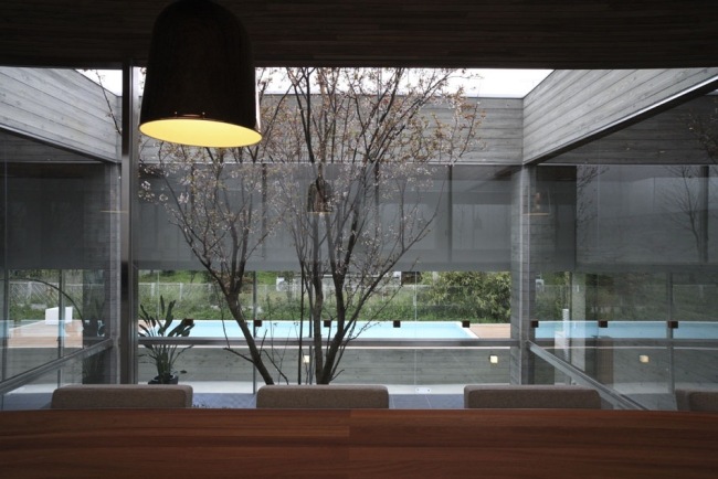 Edifício de apartamentos moderno - luminária suspensa com jardim no Japão
