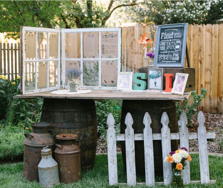 Construa sua própria mesa de barril de vinho no jardim da festa da cerveja