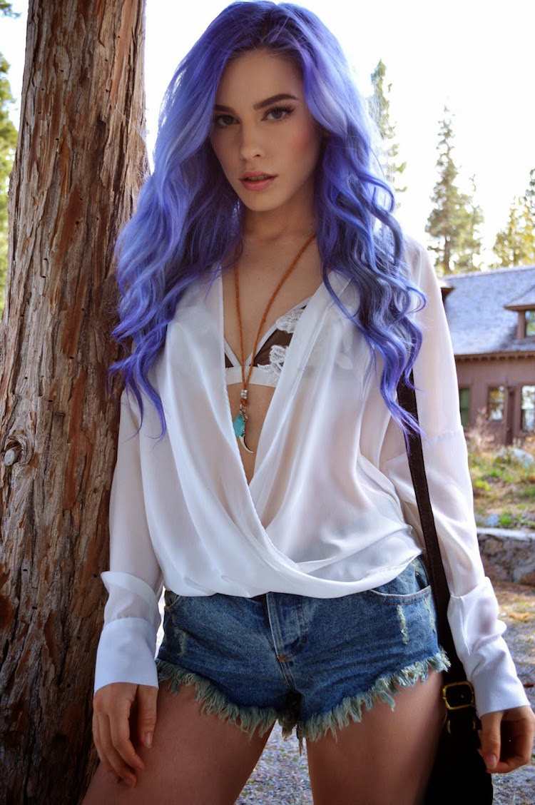 cabelo azul oceano cores tendência roxo suave