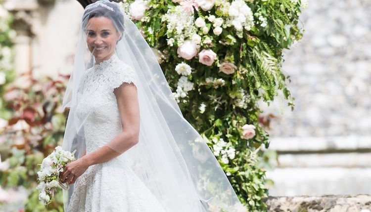 Tendências de casamento 2018, arranjo de flores, buquê de noiva