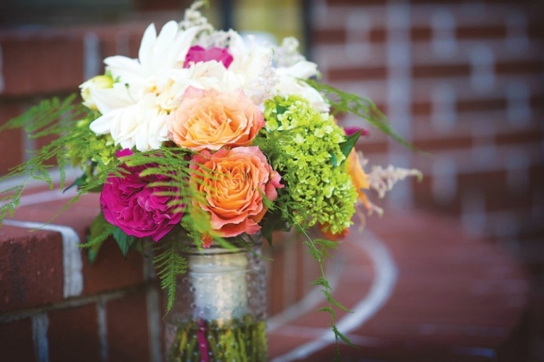 flores para casamento tendências vintage vaso inspiração para rosas buquê de noiva