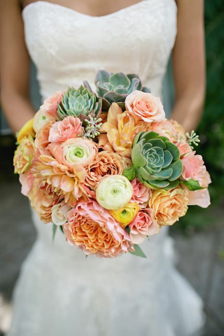 flores casamento tendências flores sazonais suculentas peônias buquê de noiva
