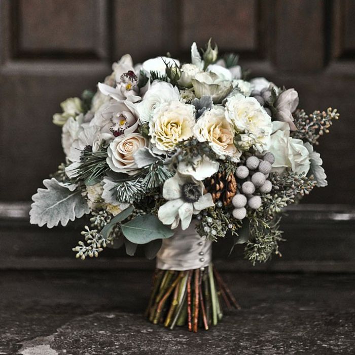 bouquet de noiva branco prata design elegante flores rosas