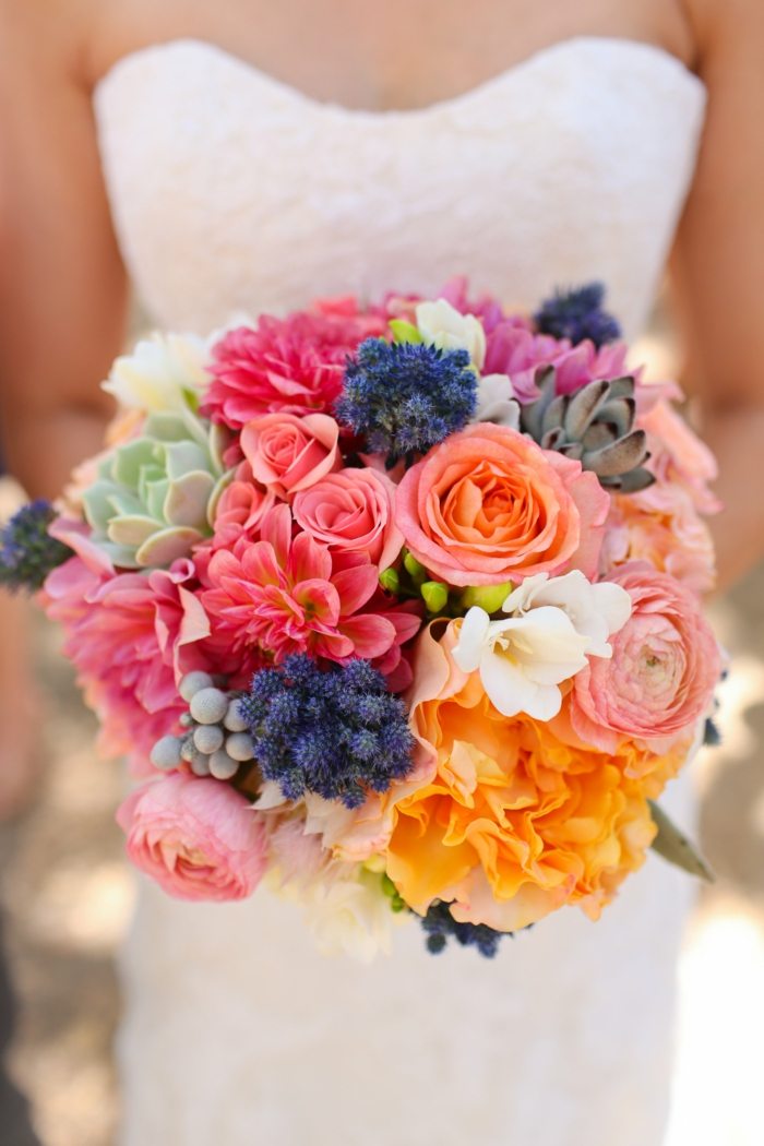 tendências de flores para casamento cores coloridas rosas